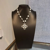 vintage pearl necklace Pendant  fashion sweater chain women classic high quality