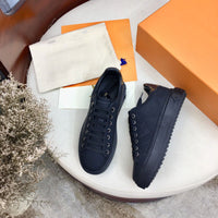 Embossing leather lace up casual shoes flats fashion women 2022new  sneaker